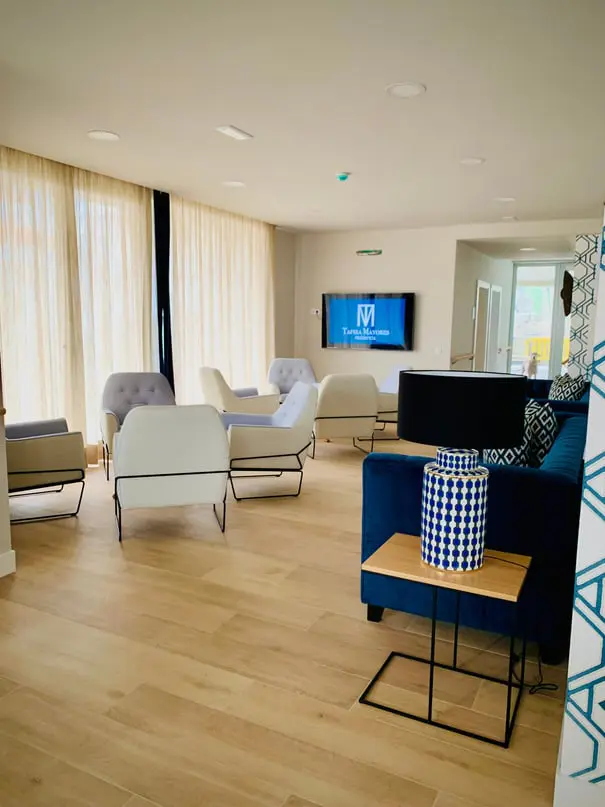 hall mostrado entero de la residencia tafira mayores